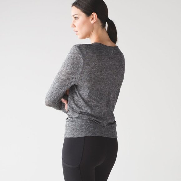 Lululemon Breeze By Long Sleeve 4 - Picture 2 of 5